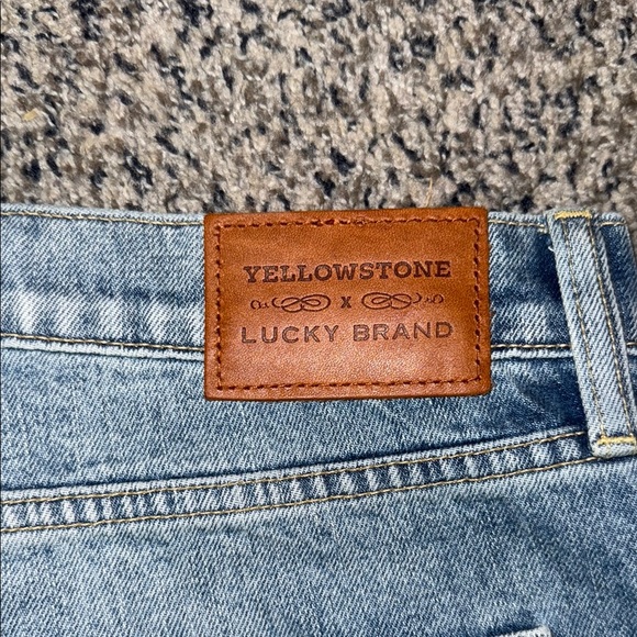 Lucky Men's Blue Jeans - Picture 4 of 4